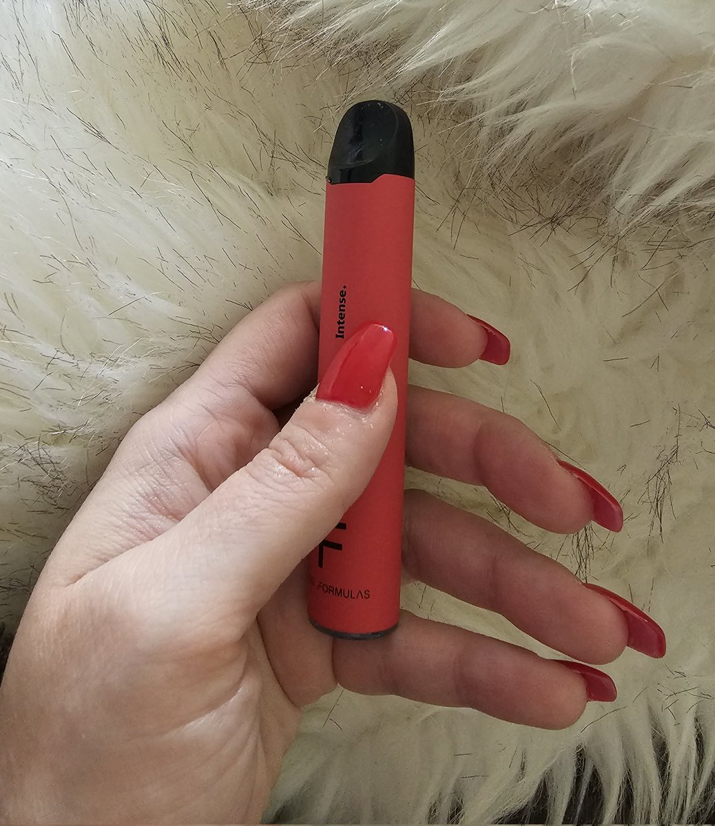 My vape is about to die, so I need a good little bitch to send for a couple new ones 😘

$50 to my PayPal immediately 👏👏

Findom femdom #FurGoddess #furqueen #vapequeen #furblanket #reimbursement paypig #furs #furangel