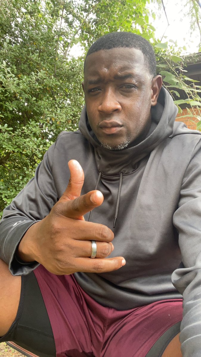 coach_edmonson's tweet image. Got that work today also- #CoachesStayFit