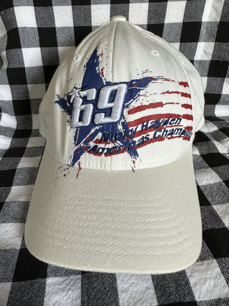 mjbyers333's tweet photo. @jim_knipe @SantinoFerrucci @AJFoytRacing @JRHildebrand @IMS Cheers, Jim π»πΊπΈπ¦
π§¨π₯ #4thJuly #IndependenceDay #RIPNicky https://t.co/prtGYT5SQt
