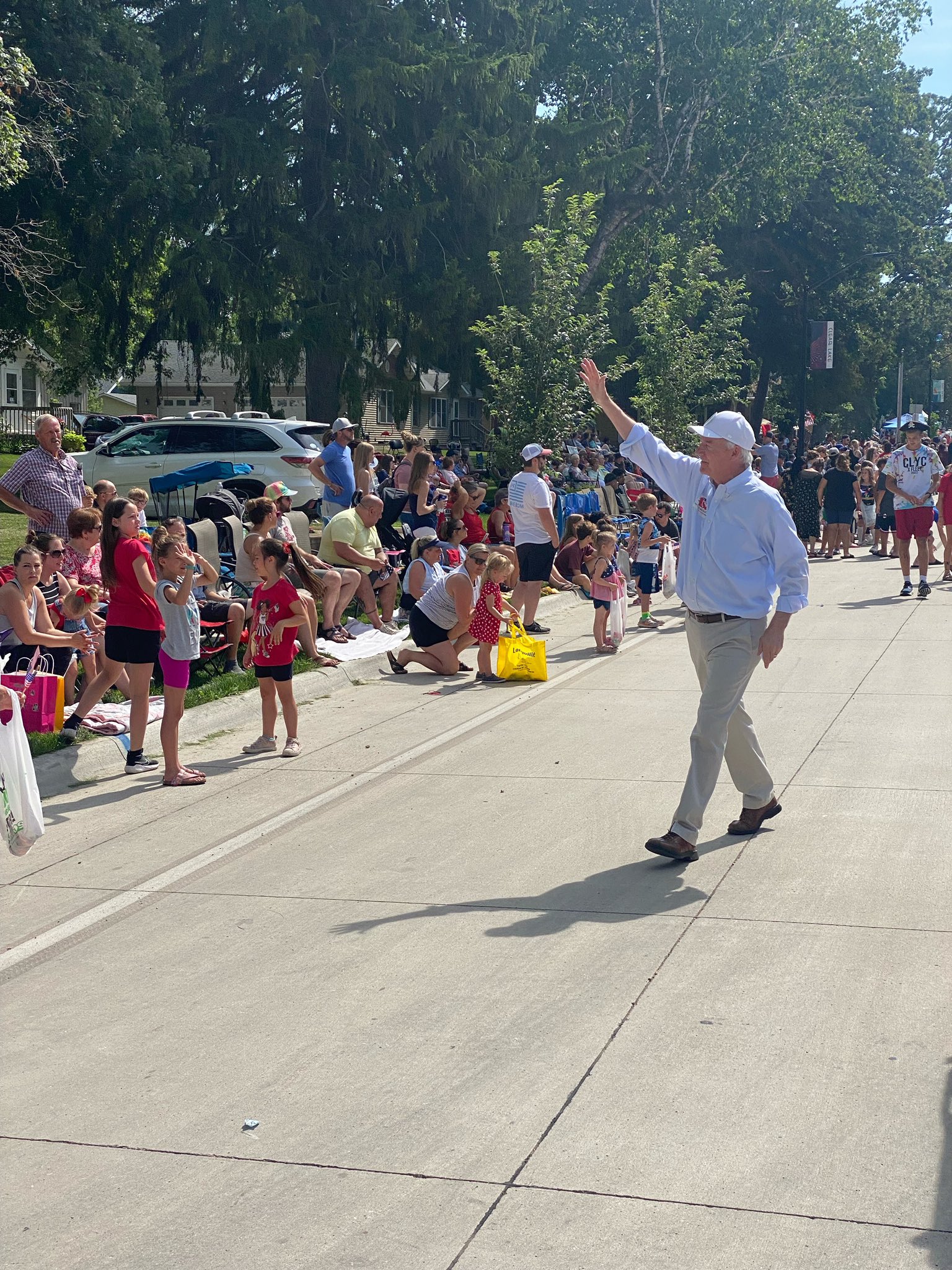 Gov. Asa Hutchinson on Twitter "What a great day at the Clear Lake 4th