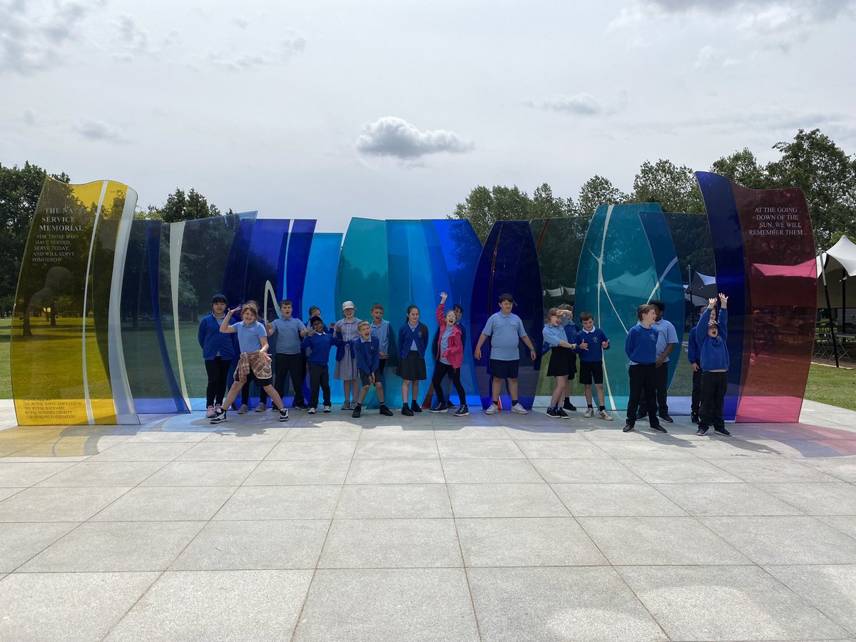 churchfield_sch's tweet photo. Thank you @PoppyLegion @Nat_Mem_Arb for the wonderful experience today. We have had the best day and the children have learned so much. Thank you to all involved. We will remember! 🌺 https://t.co/zXjJpjL5iZ
