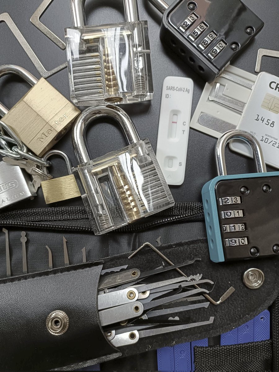 infosecni's tweet image. It's that time again already! 🔒🔂🔓
Join us Wednesday at 7pm in Woodworkers for some drinks, locks and general industry blather.
Brings locks if you have 'em!