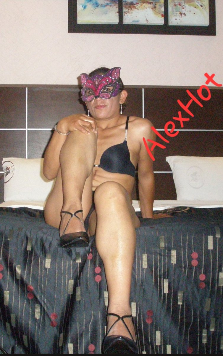 Alex86CDMX's tweet photo. Realizando colaboración con Janett próximamente en onlyfans y Twitter https://t.co/vVWxtVN8Zj
