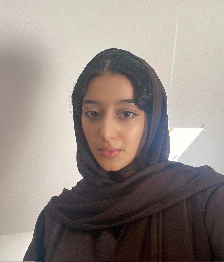 ابغا وحد رعوي يعلمني الزراعه ولو فاضي يزرع لي الحوش الرعوي يتوصل وتساب ربط الوتساب youtu.be/rlKDFiIn8PE