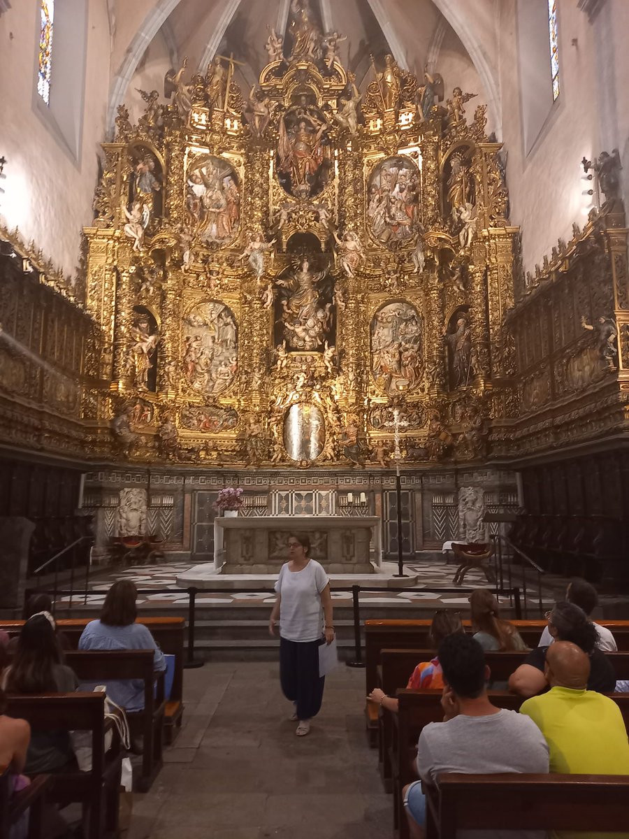 provpaulamontal's tweet photo. Segunda jornada del "Módulo Arenys" de formación de Nuevos Educadores de los colegios de @hmrescolapias de la @provpaulamontal #casafamiliar #escuela #parroquia
#MadrePaula #María @escolapiesenpas @fundesmontal @FE_Escolapias https://t.co/9Liii8gNAC