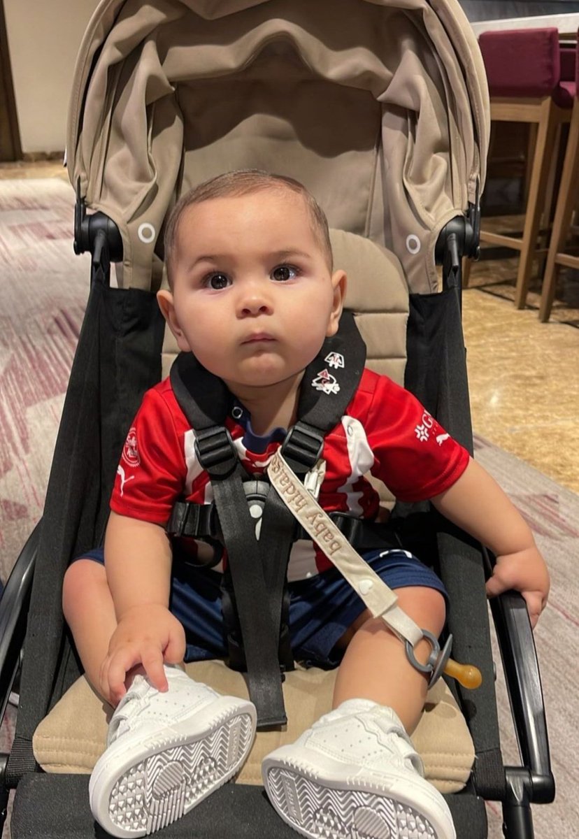 juliaacomments's tweet photo. feliz 11 meses pequeno Enzo, te amo ❤️ https://t.co/RUVQKz4cEa