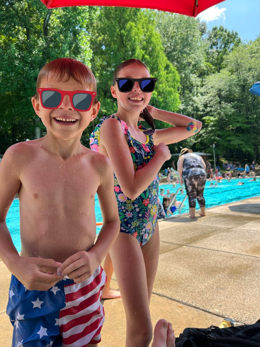 christen_rexing's tweet photo. The Rexings came, they saw, they conquered.
🥧eating✔️
🪙toss✔️
🍬scramble
Splash contest✔️
🍩on a string✔️
💧🎈toss✔️
🍉🏈canceled due to how rough it got last year 👀
We snacked, soaked up the☀️, saw friends & had a blast. Time to dry off.
#DelcoPoolMom does the 4th🇺🇸🎇 https://t.co/SBiaAtbK7V