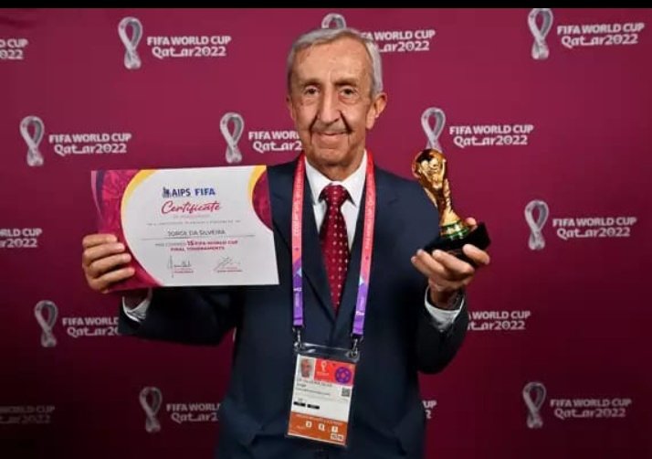 Después de un clásico o un partido de la selección, todo el mundo pendiente con la famosa frase..." Voy a escuchar, que dice el Toto "  QEPD