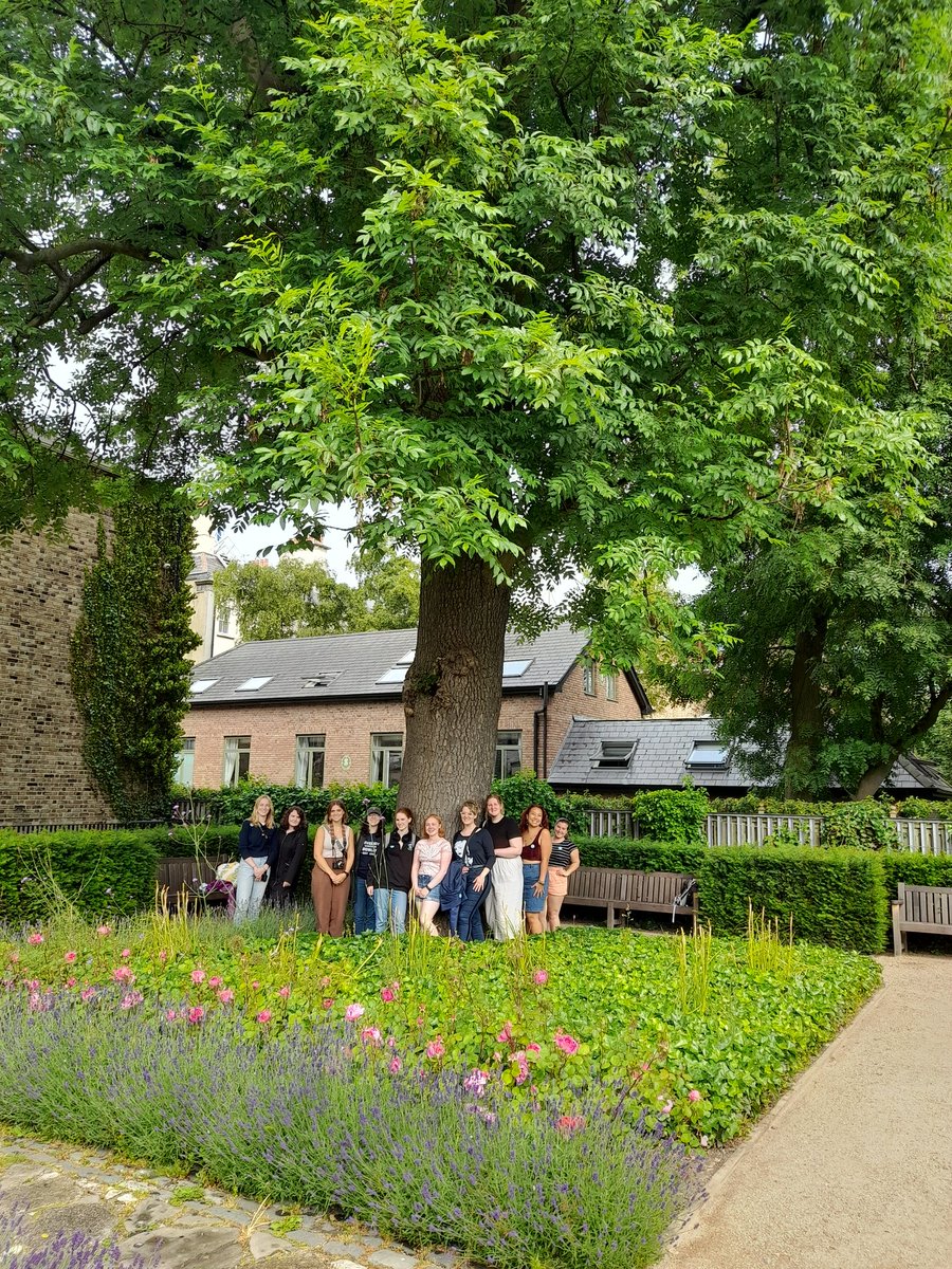 UCD Irish Studies (@ucdirishstudies) on Twitter photo A very happy #FourthofJuly to all our colleagues & friends, especially our #IrishStudies summer programme participants from the US #UCDIrishSummer <a href="/MoLI_Museum/">MoLI – Museum of Literature Ireland</a> A very happy #FourthofJuly to all our colleagues & friends, especially our #IrishStudies summer programme participants from the US #UCDIrishSummer <a href="/MoLI_Museum/">MoLI – Museum of Literature Ireland</a>