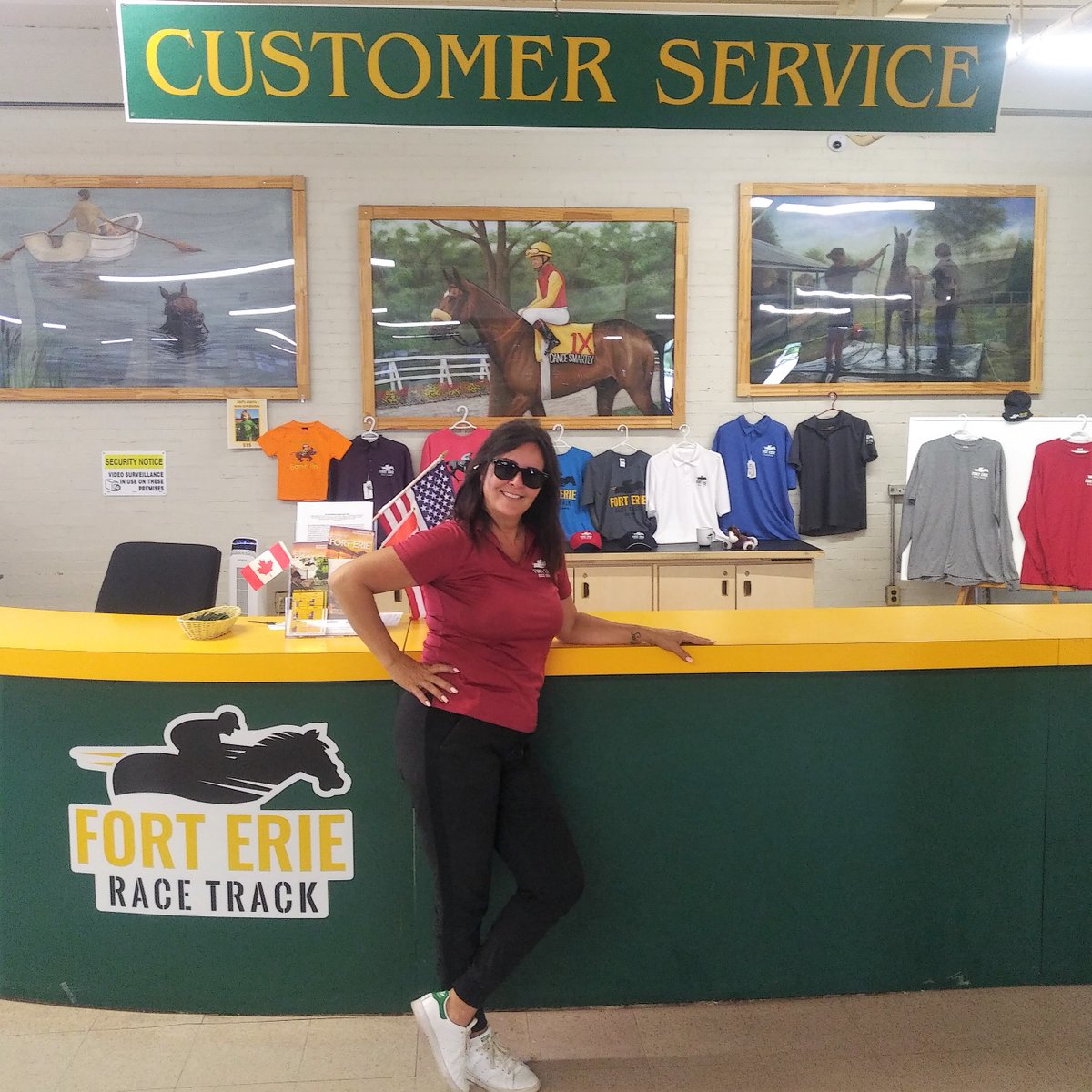 Forterieracing's tweet photo. JOB POSTING: Looking for some extra work? We need someone to join our awesome Customer Service team, where you'll be selling programs, t-shirts, etc.
About 15 hours/week, Mondays and Tuesdays mostly. Starting ASAP.
Email your application to: jobs@forterieracetrack.ca https://t.co/5vmHbhTHhj