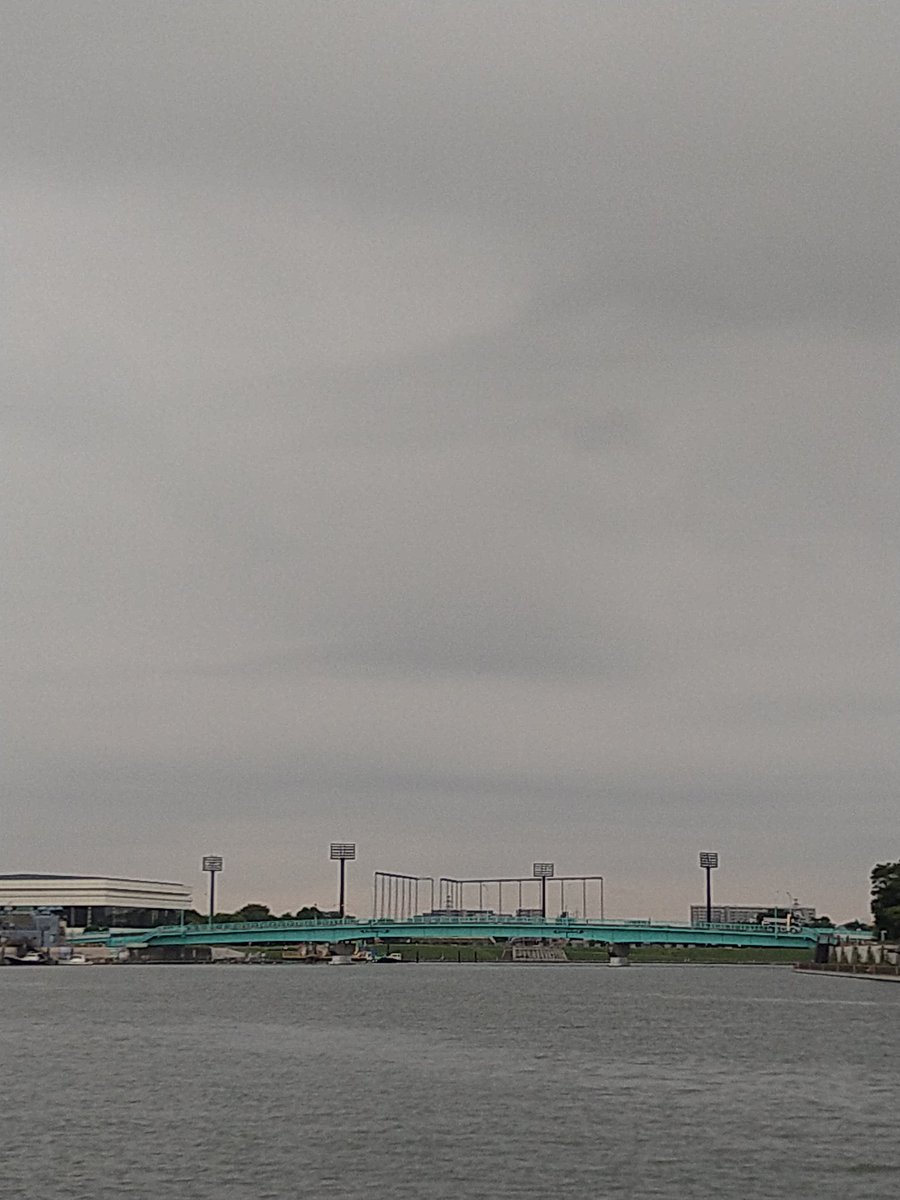 oyaji14's tweet photo. 朝散歩　曇り空　風が気持ち良い https://t.co/KUB39Vw5Aj