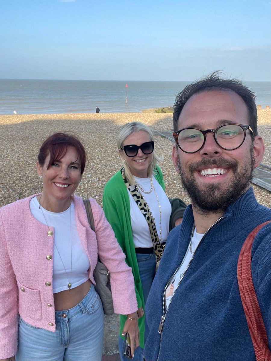 BertWalters's tweet photo. Eastbourne 💚🎾 https://t.co/qATlOf4BEa