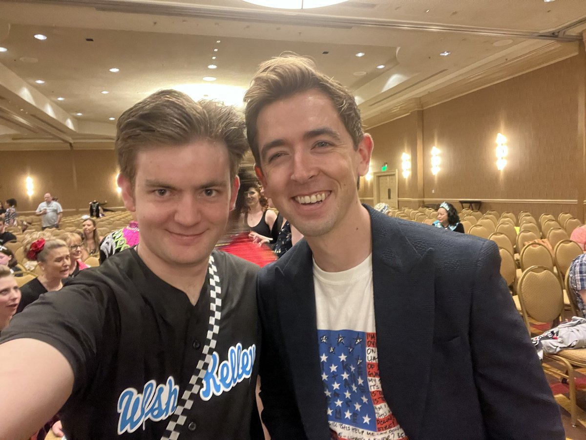 ben3fiddler's tweet image. I met @TSirishdance at the NAIDC’s here in Nashville. OMG I was so excited! 

#lookehowehavehere #naidc #irishdancers #omg