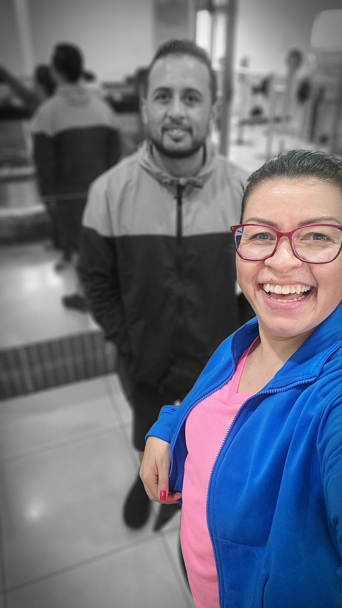 Andrea_Journal's tweet photo. Parceirooooooo! Cada dia um pouquinho mais de força e menos gordura💪 #parsa #treino #puxarferro https://t.co/2FrTtVefba