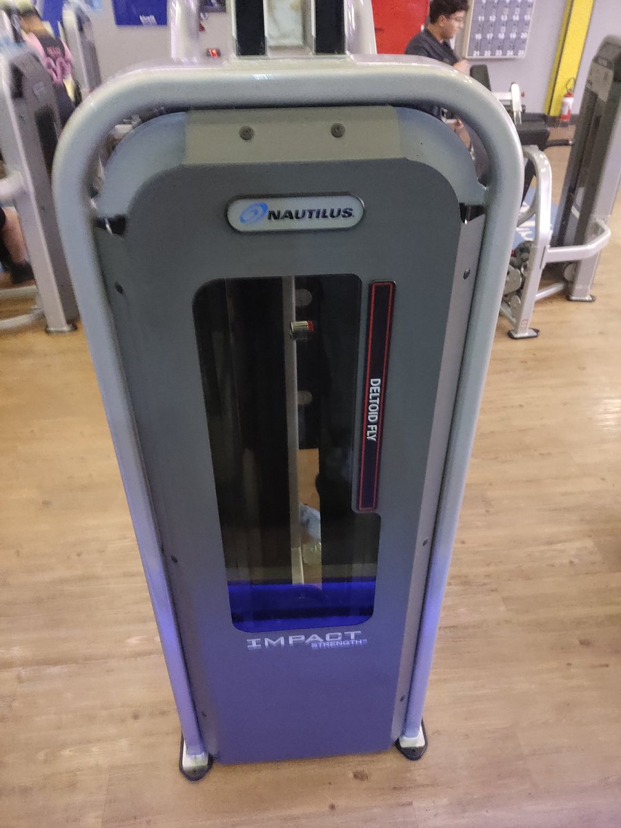 É deu pro Nautilus não, vendeu tudo nas profundezas do mar em Sentina e abriu uma empresa de aparelhos de academia!!