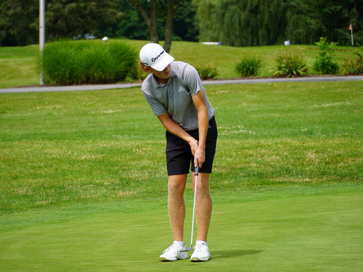 AJGAGolf's tweet image. He had 9 birdies... 🐥

Yes, you read that correctly. Logan Reilly (-8) carded 9 birdies today, giving him the top spot on the #PennStateJr boys leaderboard!