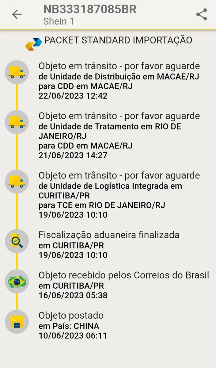 Minha encomendo tá a 12 dias percorrendo 8km! Um record dos <a href="/correiosBR/">Correios do Brasil</a> ! 
Já abri manifestação que foi completamente ignorada! O que faço?