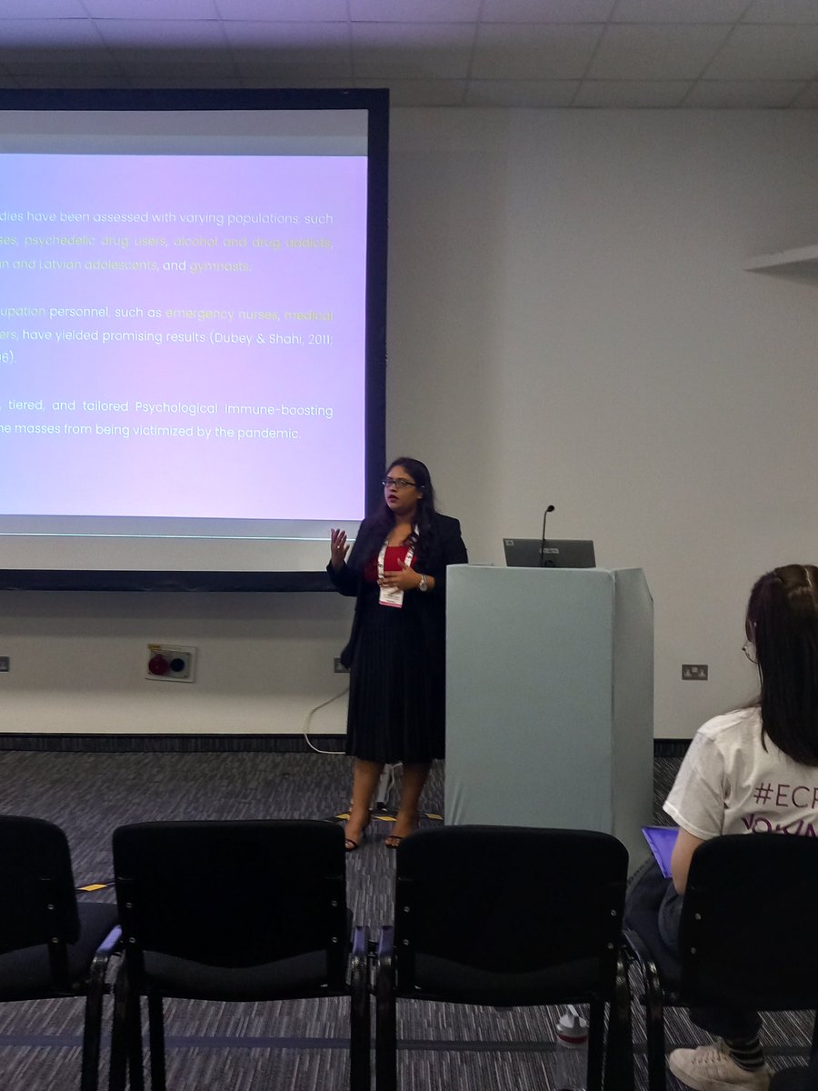 stressPGR's tweet photo. Such an intriguing talk, @jais_aishwarya. Your research is fascinating! https://t.co/z7bRjXBp3m