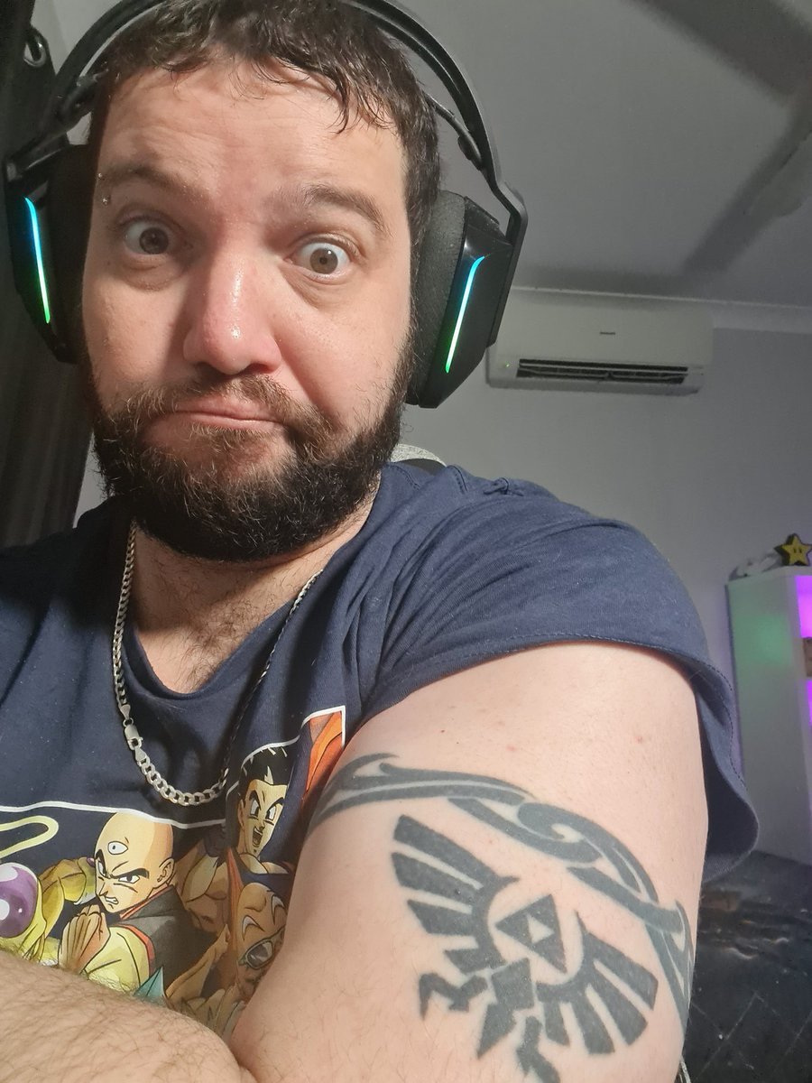 Going through the ancient dungeons on the OG Zelda... May the Triforce be with you! Come say hi friends ❤️ Cheeky Fortnite after :)
kick.com/actualazza