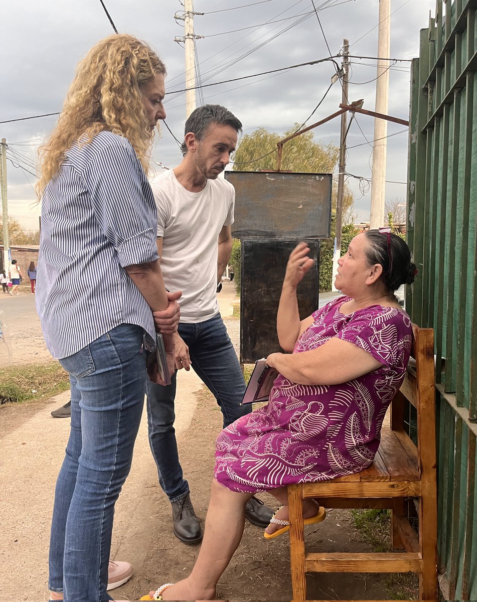 sebasneuspiller's tweet image. Estuvimos en El Pinazo junto a @ACLeguizamon para charlar con los vecinos de sus principales preocupaciones: la inseguridad, la falta de cloacas y la situación económica.

Con pasión y juntos, vamos a cambiar Pilar.

#PasiónxPilar