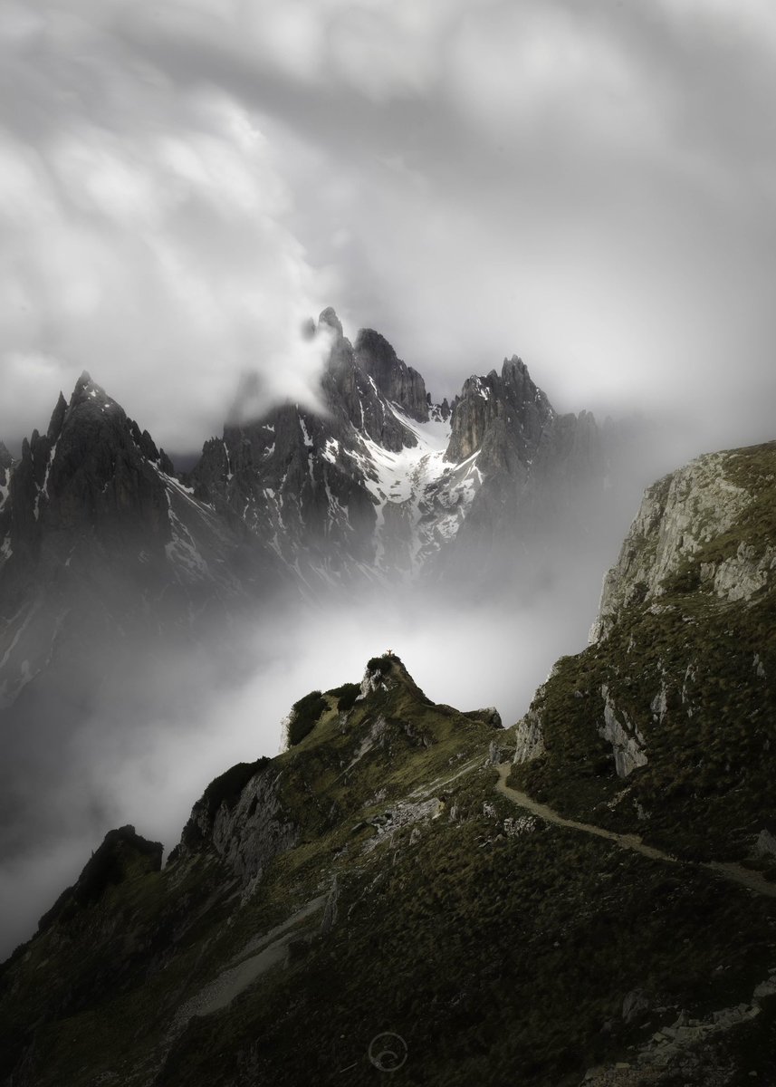 It was my dream to photograph Cadini di Misurina in the Tre Cime national park in the Dolomites.
I wasn’t sure I was brave enough to walk out to the end of the view point but when I got there I just had to do it.