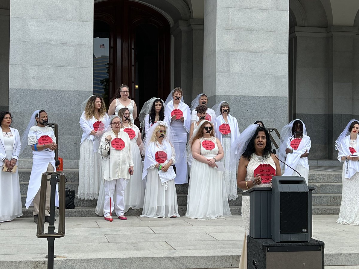 angel4many's tweet photo. So many today don’t know how good they have it. There are tens of 1000s across the world forced into marriage. No #freedom. Pushed into marriages with strangers & put into danger. Fighting for #humanrights at the #ChainIn #Sacramento & demanding #change is key. #EndChildmarriage https://t.co/0kr27M1SZQ