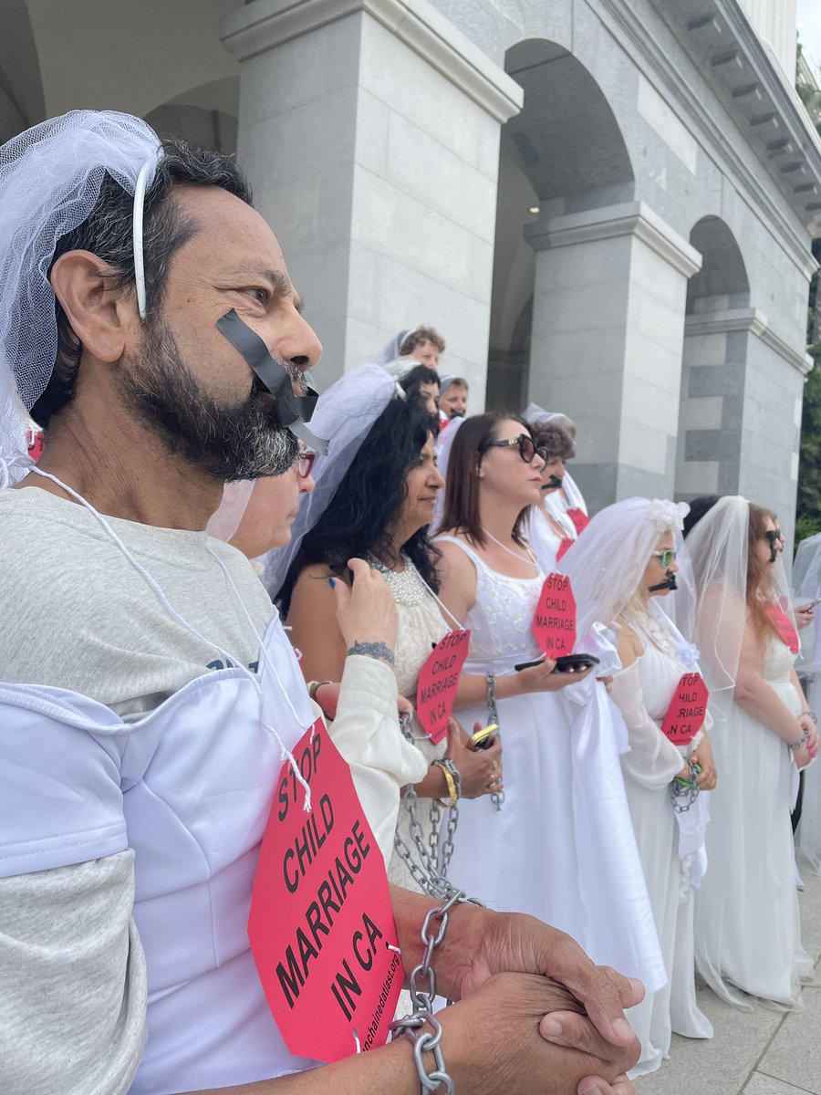 angel4many's tweet photo. So many today don’t know how good they have it. There are tens of 1000s across the world forced into marriage. No #freedom. Pushed into marriages with strangers & put into danger. Fighting for #humanrights at the #ChainIn #Sacramento & demanding #change is key. #EndChildmarriage https://t.co/0kr27M1SZQ