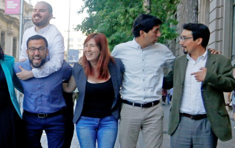 No olvidemos que la ex Alcalde Karen Rojo fue condenada 5 años y 1 día por $ 24.000.000 !!

¿ Cuánto años para la Diputada <a href="/CatalinaPerezS/">Catalina Pérez Diputada</a> y su red de corrupción ?