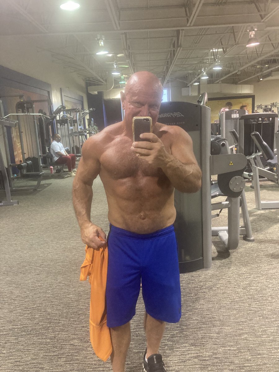 Wayne23801460's tweet photo. @Rickwilsongt1 @ALawRadio Your voice and knowledge is second to none and remember that cause I’ve always listened up here or down here in Canada 🇨🇦 and can always enjoy listening to you talk as I get ready for gym n work at 3am daily so keep on keeping on and thank ya for making my morning better:) https://t.co/9KPJ1ZX1aL
