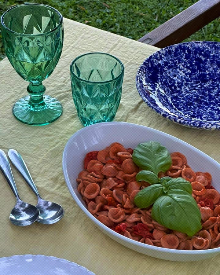 maxtheewolfe's tweet photo. 🇮🇹 ─┈ fortress · 𝓘taly╰𝟎𝑵𝒀𝑿⊹¹¹ °𝑆𝐿 #V³ 
⊹ Special time of the year. Art &amp; Taste palette. Just made tomato sauce dances w/the fresh burrata cheese, in the best company of oregano, sweet garlic cream &amp; basil. Buon appetito! ✗ 
#italysegreta #countrylife #cucinaitaliana https://t.co/Tarsy997xt
