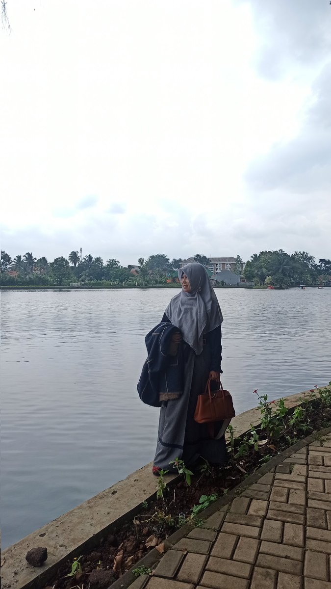 IndahWawawa's tweet photo. apapun keadaanmu hari ini... tersenyumlah tunjukkan pada Dunia bahwa engkau kelak akan meninggalkan nya dengan tersenyum..(IW)πΈππΈ
#serunya
@miyaohyeah
@pus_pita98
@21_mozza
@buy https://t.co/EFp3B3AJww
