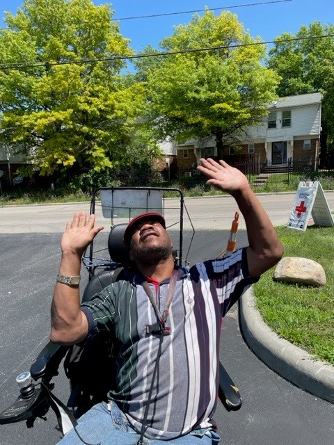 RedCrossNOH's tweet photo. "Angels on Earth." That's how Tracy Rucker describes #RedCross and @salvationarmy for providing shelter to residents of #TerraceTowers in E.Cle following a fire on 7/3. Red Cross volunteers are staffing the shelter to provide a safe place to stay and meals for more than 50 ppl. https://t.co/RYvKzHwhxY