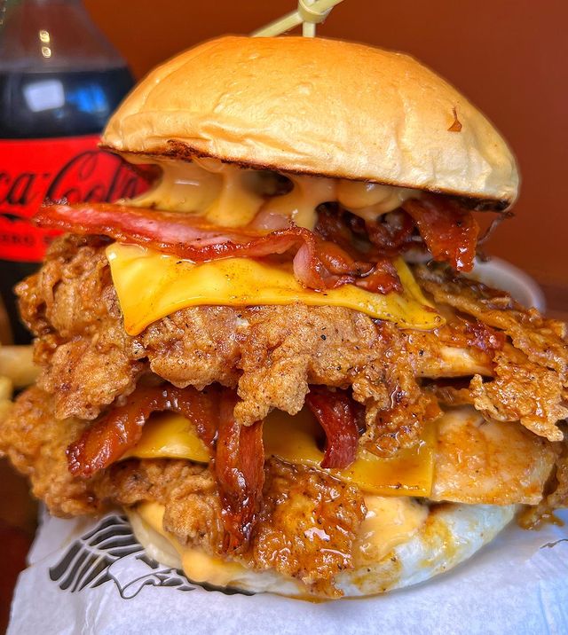 foodeymmm's tweet photo. Eat or pass? 🔥😋 https://t.co/xiia2vzpDp