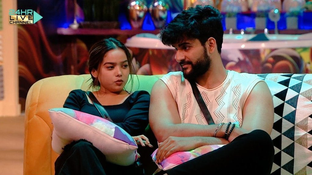 JustaJerry2's tweet photo. I’m a shipper❤️😅

#ManishaRani #ManishaRaniinBBOTT #FukraInsaan #AbhishekhMalhan #BBOTT2 https://t.co/0OBBP2tFBZ