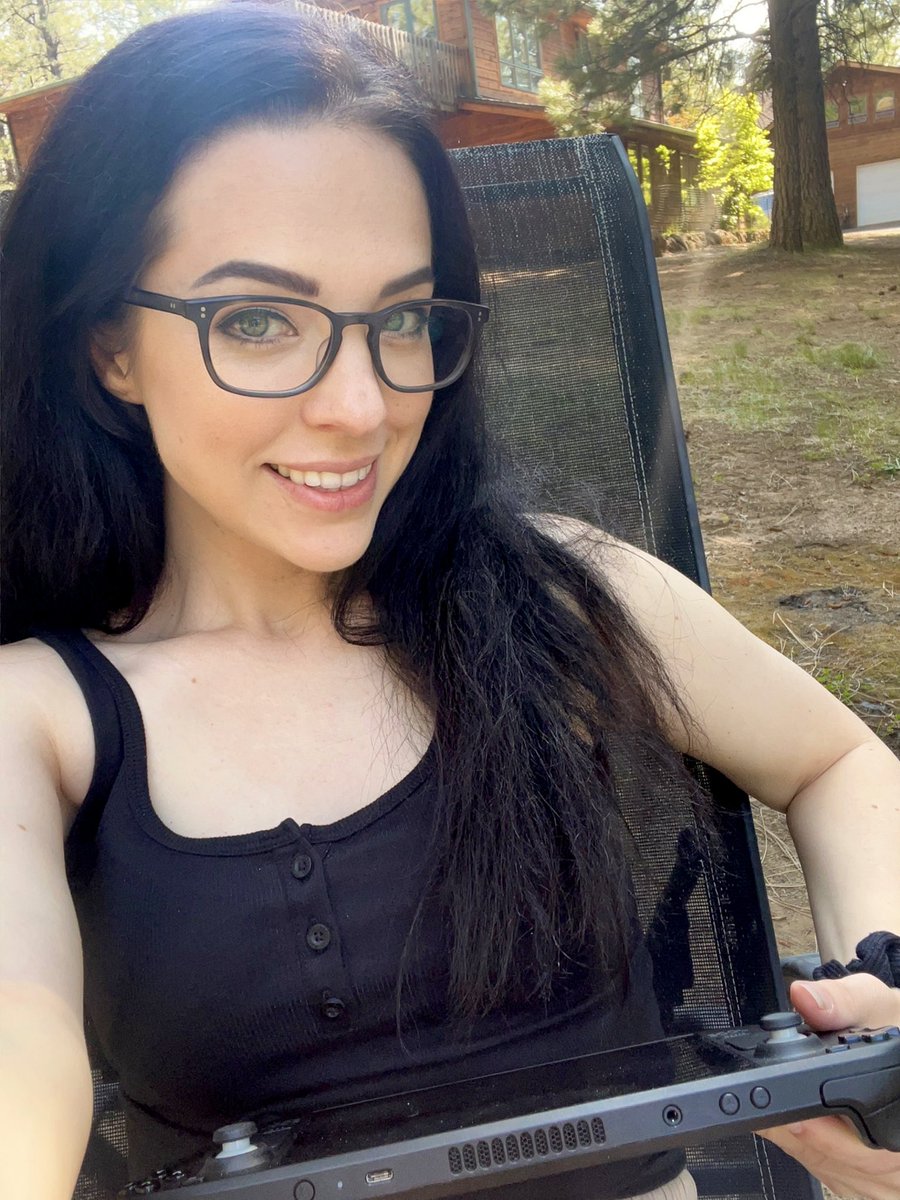 When you want to touch grass but you also want to do your writs 🥰 #ESOFam <a href="/TESOnline/">The Elder Scrolls Online</a>