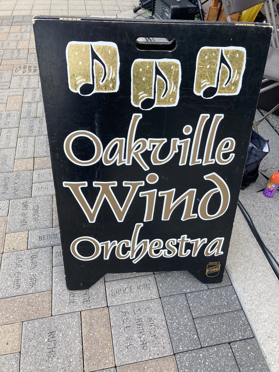 Woot woot!!! Who’s here ? 
It’s a beautiful oakville evening #owosummer
Tonight’s concert is featuring our sponsor, Amica Senior Lifestyle living!