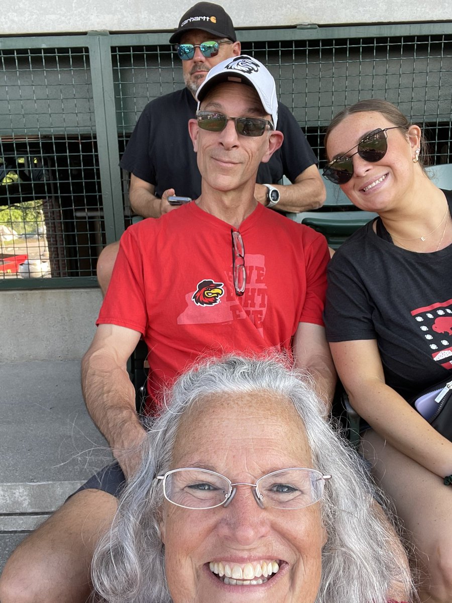 marjfran's tweet photo. #rocthesummer https://t.co/vfDzEm4A6w