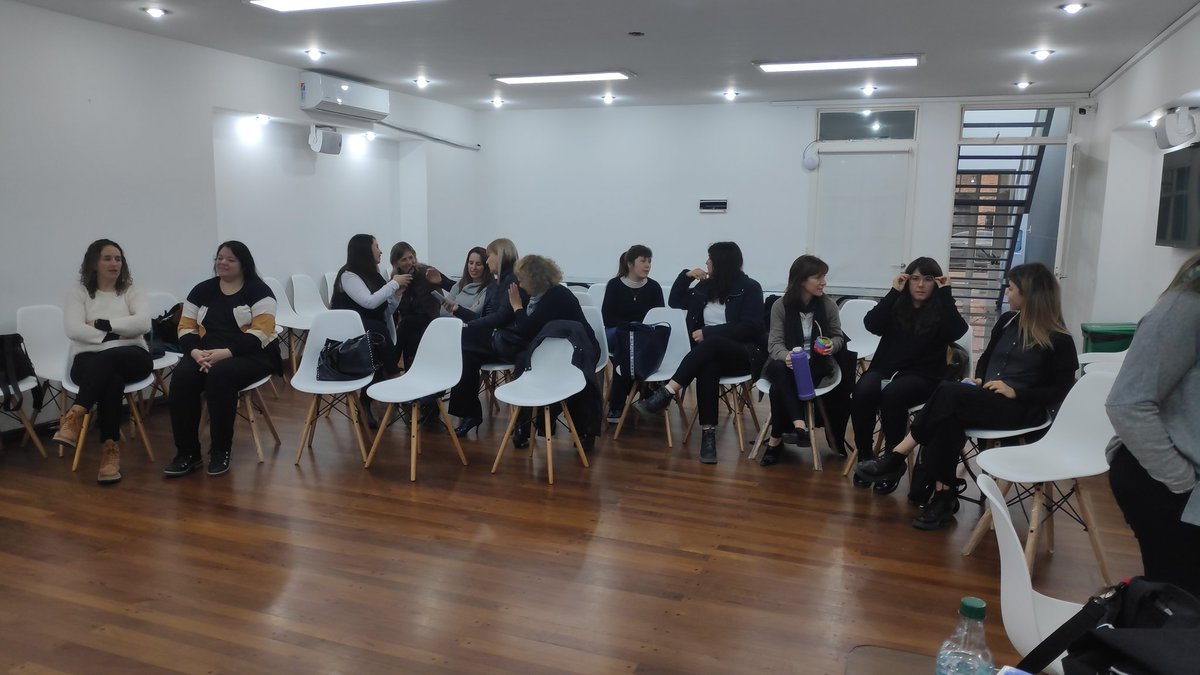 noe_bq's tweet photo. Fue un espacio muy productivo en el que las y los trabajadoras/es pudieron pensar y reconocer su trabajo y el valor que aporta desde el mismo. https://t.co/FapZUKAMIz