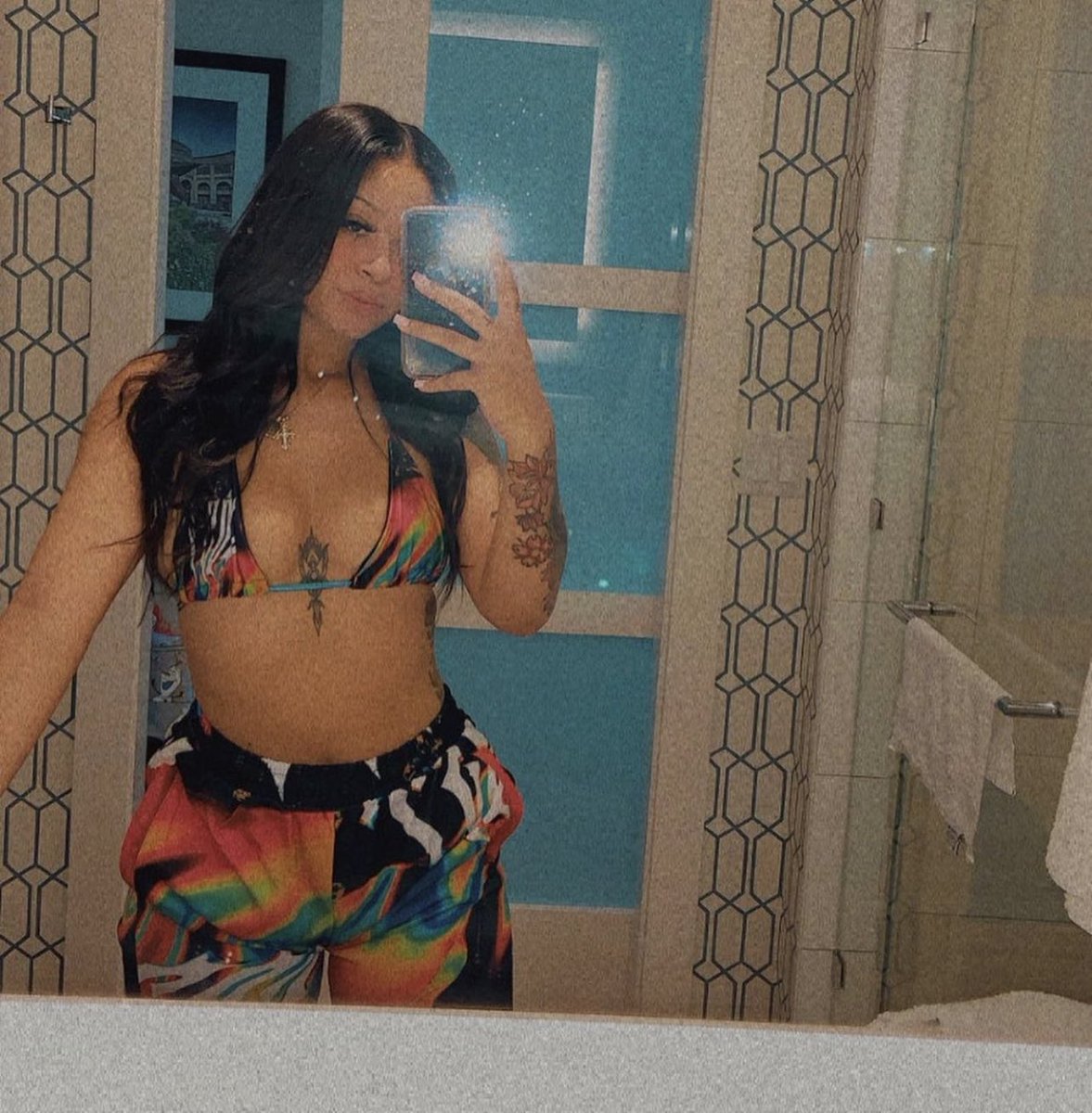 Losteffects's tweet image. HERS