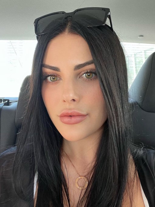 forgot my debit, you take face card? https://t.co/MqJryU9qiA