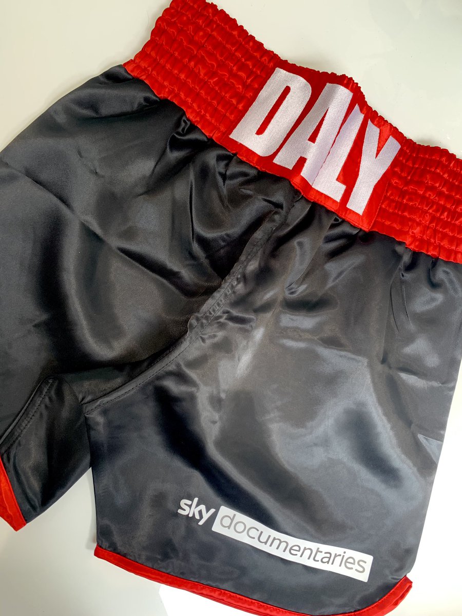CDaly15's tweet photo. Feeling very lucky to have received such a special gift from @skytv #skyDocs
I’m really looking forward to watching The Good Fight Club, Right to Fight & a special documentary about @HitmanHatton 🥊 Make sure you check them out📺 https://t.co/N9RAr2IOSi