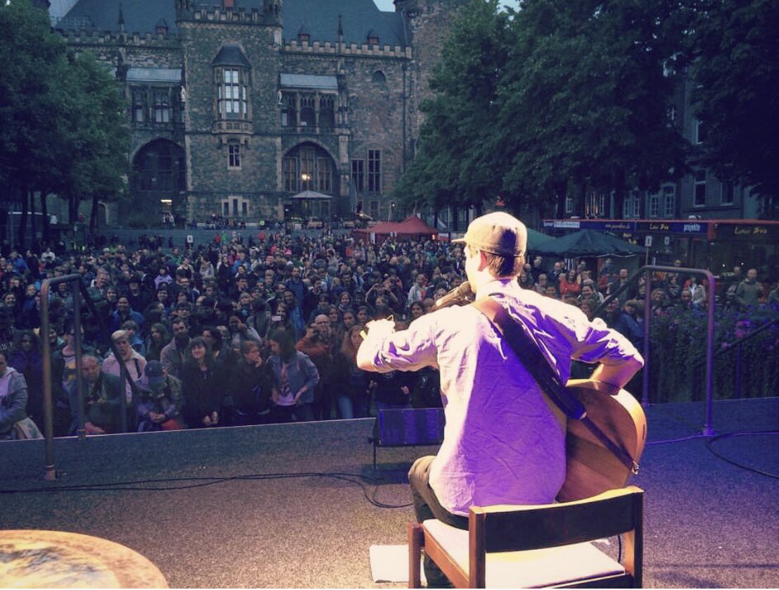 First Berlin solo gig in yonks this Thursday night!! Floating concert on the good ship Batuga at 8pm 🌊🛥️🎶

Info batuga.de/events/