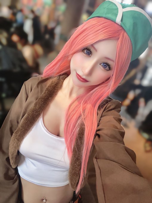 コスプレイヤーめぇめぇのTwitter画像23