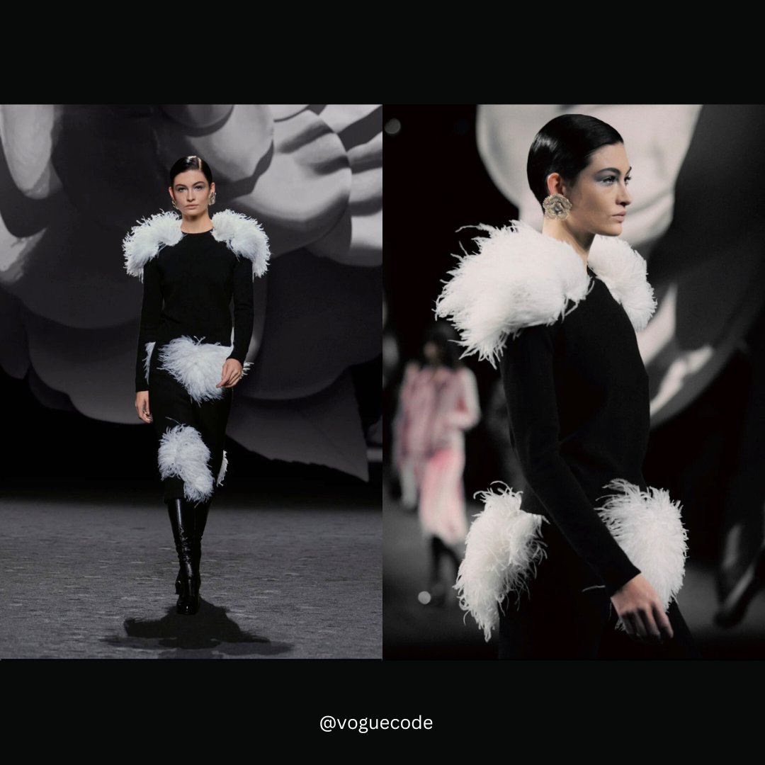 Voguecode1111's tweet photo. Some of the best looks from @chanelofficial 's FALL-WINTER 2023-24 COLLECTION. 
. 
Follow @Voguecode1111 for more fashion updates. 
. 
#fashion #chanel #voguecode #vogue #parisfashionweek #luxuryfashion https://t.co/OGgC0odXLd