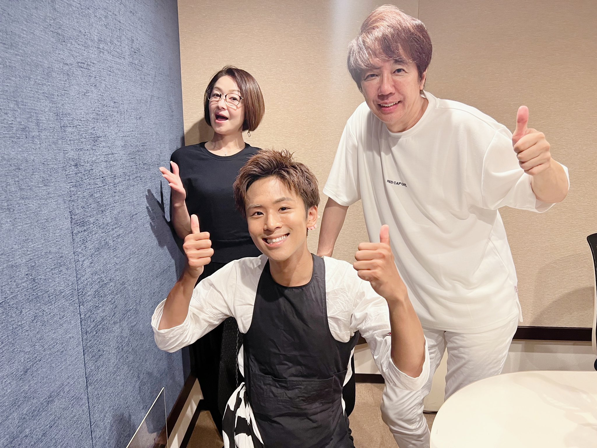 笑撃のパフォーマー清水アキラ 直筆サイン入り 笑撃のパフォーマー清水アキラ 直筆サイン入り