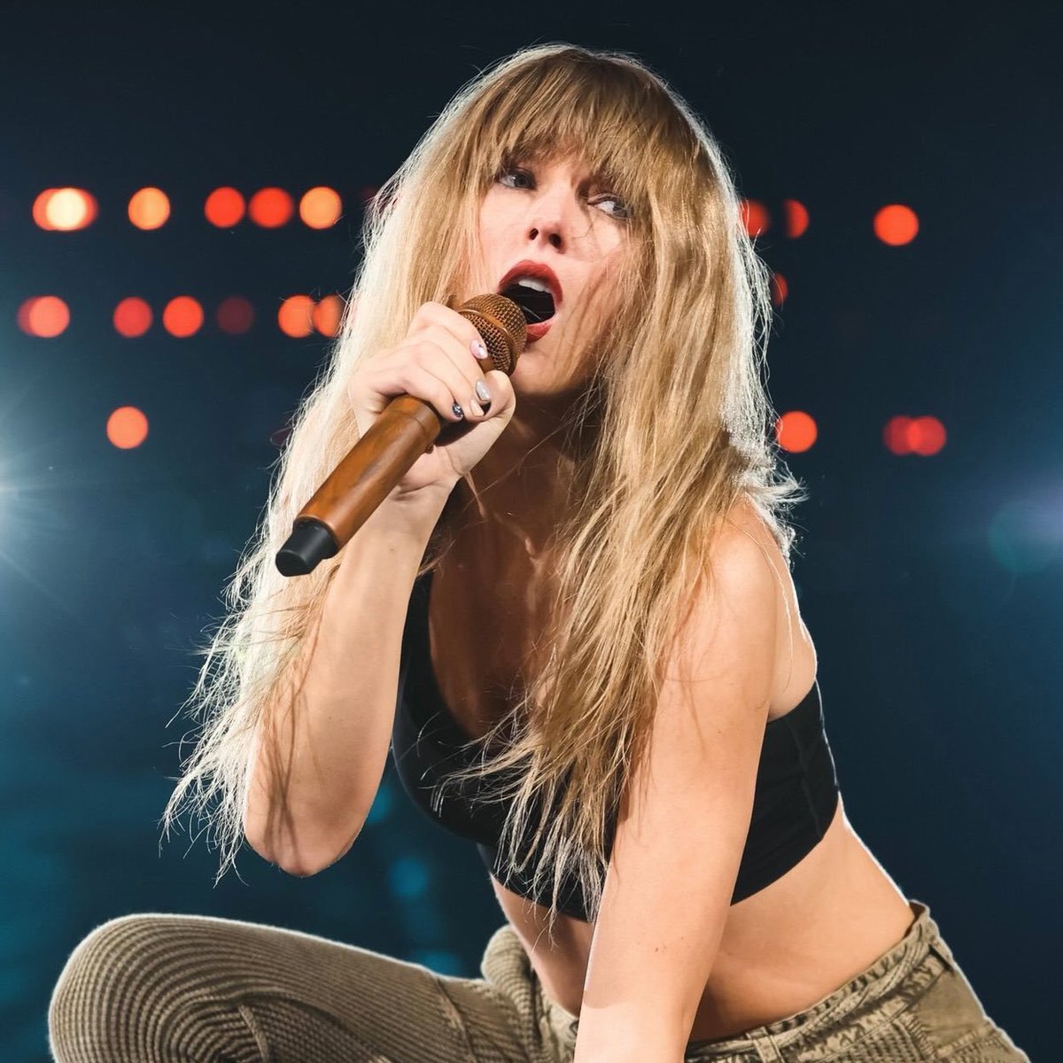 Taylor Swift News tweet media