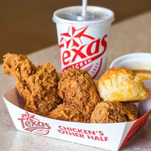 MalaysianFoods's tweet photo. Promosi Texas Chicken 3 Set Ayam RM33 je?!! 

Sempena hari ayam goreng sedunia Setia 1 set ada 2 ketul siap ada air dengan mashed potato tu..

Jommm serbuu! https://t.co/riZmv6kfL8

📍Texas Chicken Malaysia 
Hari Khamis 6/7/2023 https://t.co/L9kdFQ8dEg