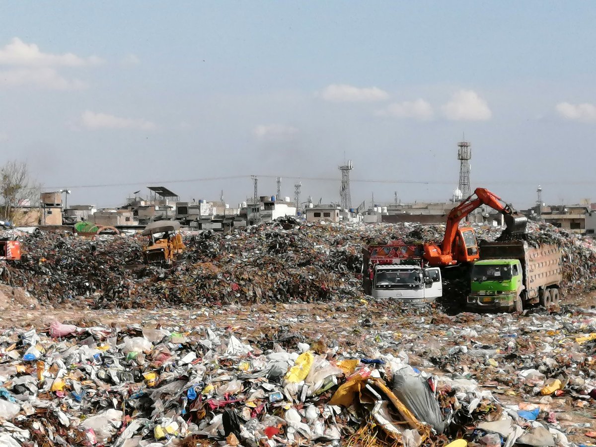 I10Isb's tweet photo. The slogan of @CDAthecapital was
 "Islamabad , The beautiful ".
Welcome to the New Islamabad,  Having Garbage Transfer dumping site just next to the residential area at Sector I-11. Despite many complaints, Babus have different priorities 
@CMShehbaz
@RanaSanaullahPK
@Noormengal_ https://t.co/H0ZeVtFT06