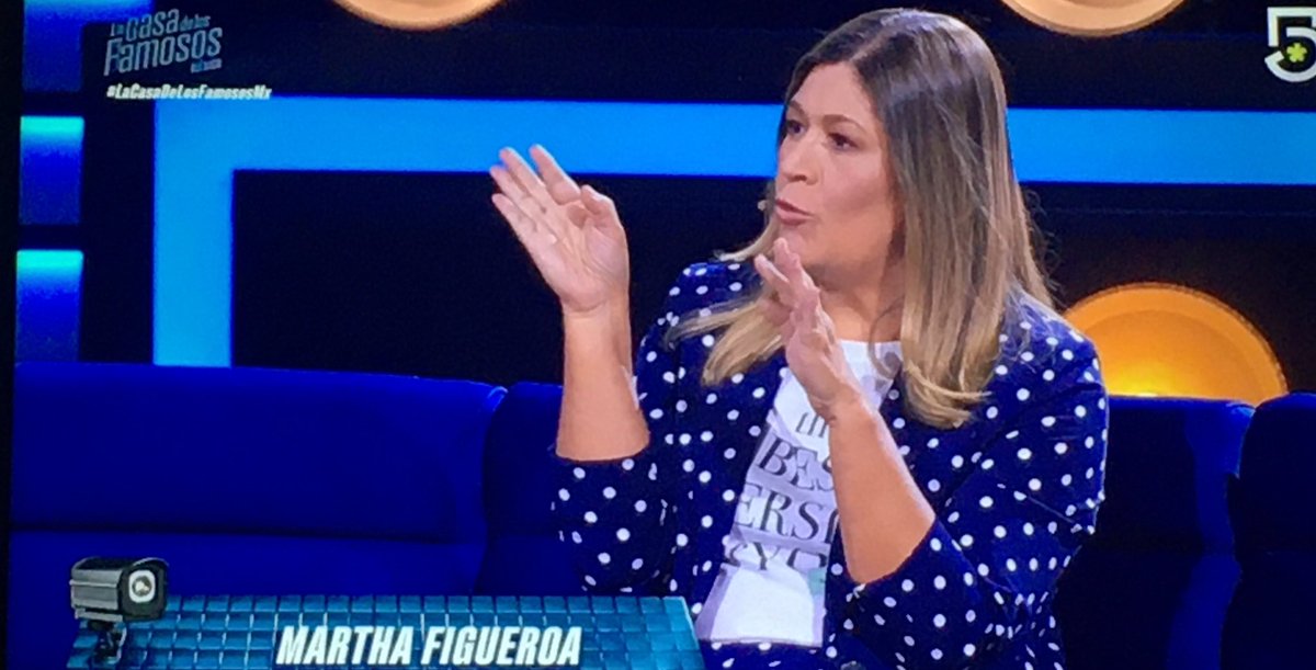 #LaCasaDeLosFamososMx #LCDLFMX *Martha Figueroa*: “Alabamos a *Wendy* por ser honesta y auténtica pero a *Sergio Mayer* lo atacamos ¿Como por? Son los únicos que son auténticos y honestos, los demás incluido *Jorge* no lo son”
Zaz 🐍