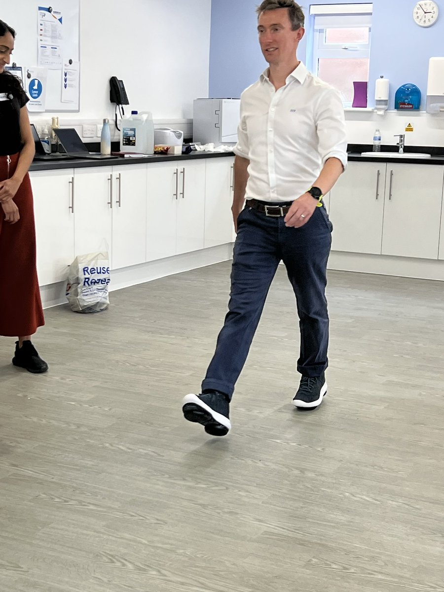 Frannybarrett's tweet photo. Thanks to those who attended yesterdays Apos training day. 
It was great to hear the positive feedback from the delegates as to how they can positively use Apos to enhance patients lives. 
Get in touch for more information. #talarmade #aposhealth #kneepain https://t.co/5vtDC6loiL
